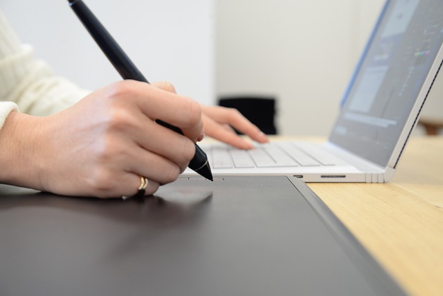 Этапы разработки логотипа компании