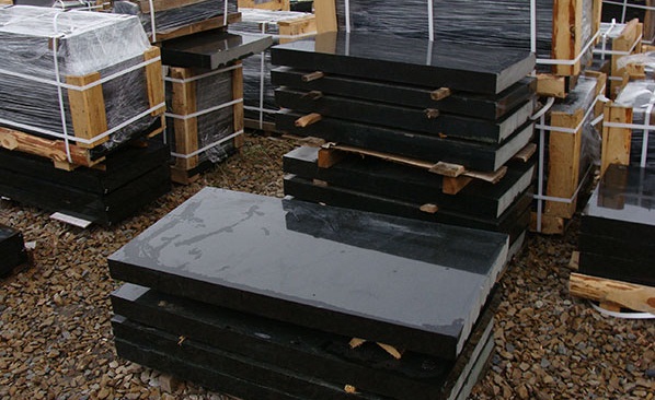 Как выбрать и купить памятник на сайте компании 